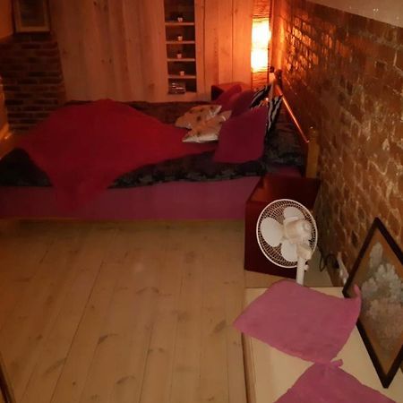 2 Story Studio Apartment Free Parking Included Riga Eksteriør billede