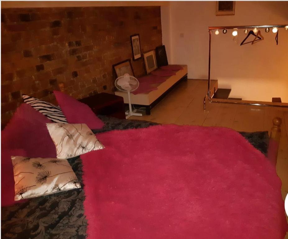 2 Story Studio Apartment Free Parking Included Riga Eksteriør billede